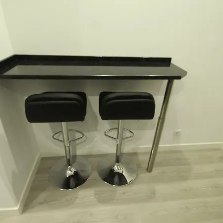 Urban Loft Olivais - B&w Apartment *
