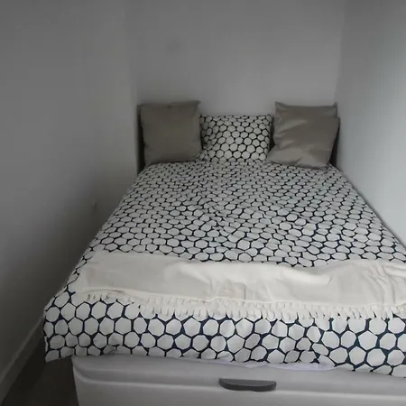 Urban Loft Olivais - B&w 리스본