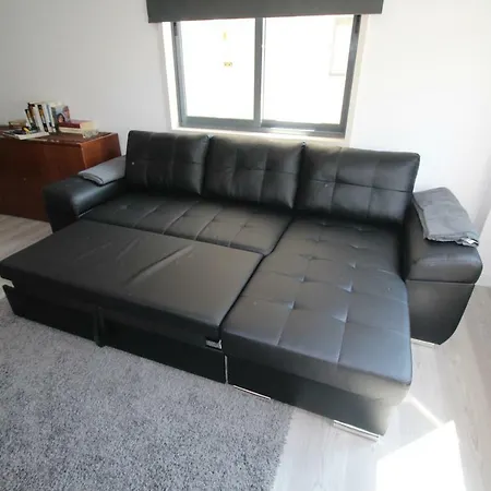 Urban Loft Olivais - B&w *