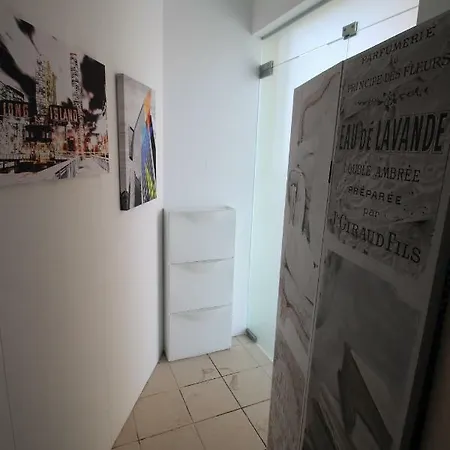Urban Loft Olivais - B&w Apartment *